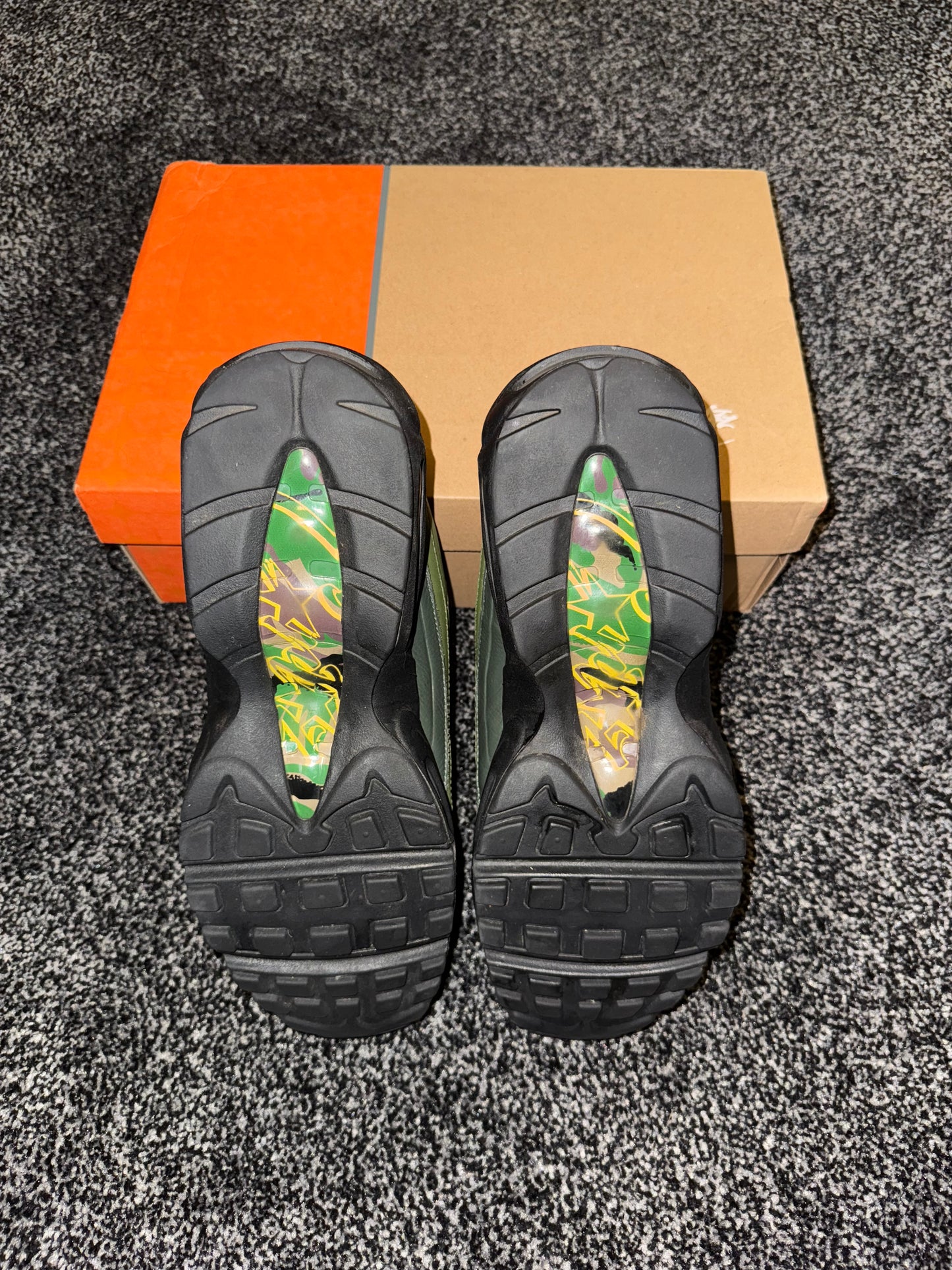 NIKE AIR MAX 95 SP X CORTEIZ GUTTA GREEN - UK 10