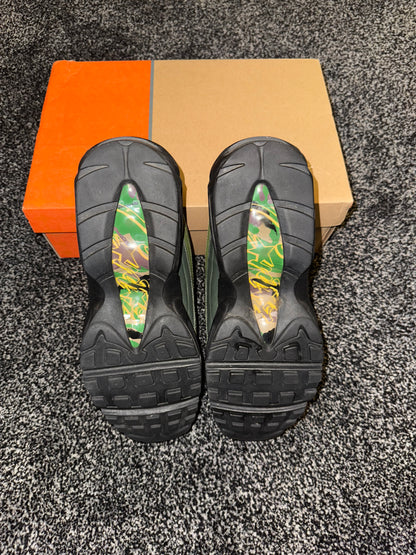 NIKE AIR MAX 95 SP X CORTEIZ GUTTA GREEN - UK 10