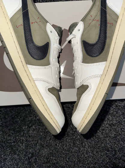 Nike Air Jordan 1 Low x Travis Scott Medium Olive - UK 10.5